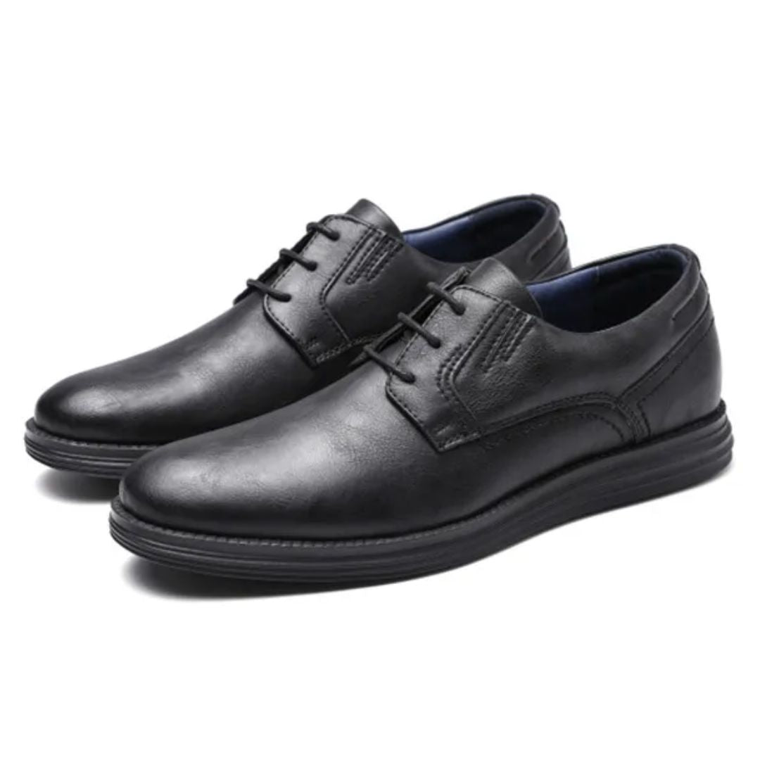 Snörskor i Derby-modell för herr med kontrasterande sula-Footwear for men-Fjallbarn