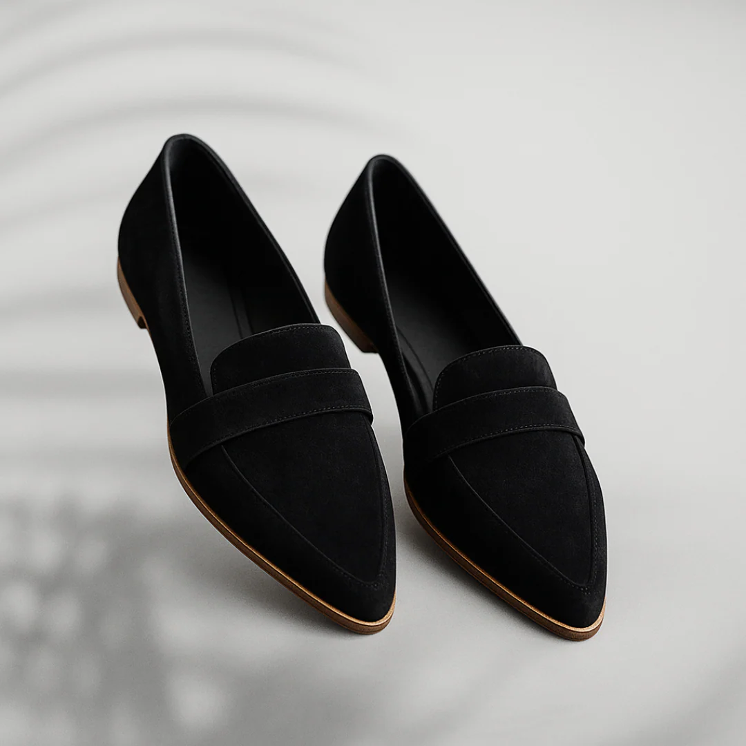 Spetsiga loafers för dam med sadelrem-Footwear for women-Fjallbarn