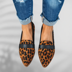 Spetsiga loafers för dam med sadelrem-Footwear for women-Fjallbarn