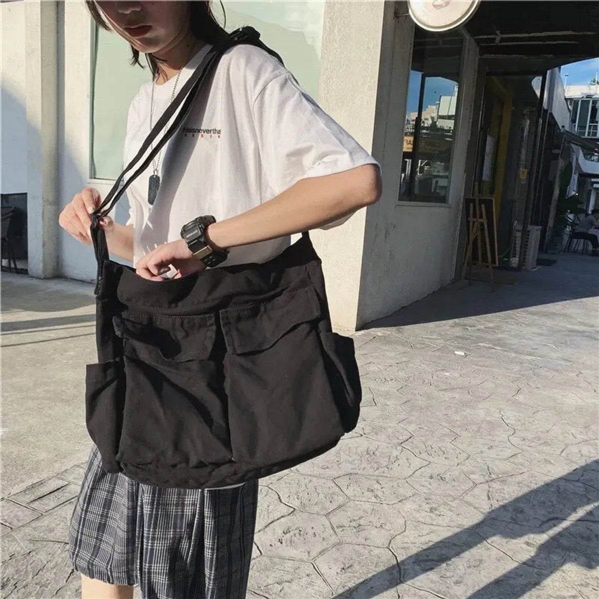 Unisex axelremsväska i canvas-Accessories for Women-Fjallbarn
