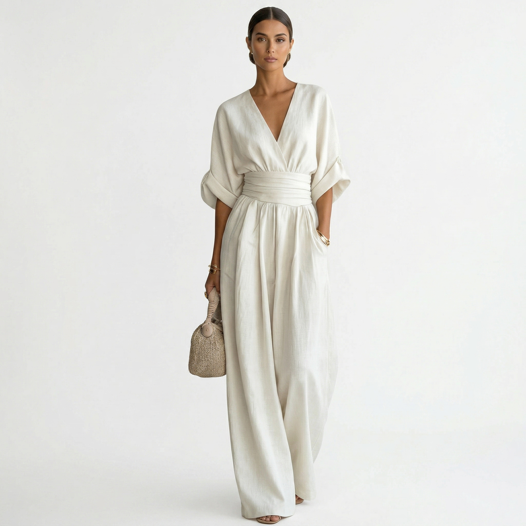 V-ringad jumpsuit med vida ben och midjeband för dam-Jumpsuits for women-Fjallbarn