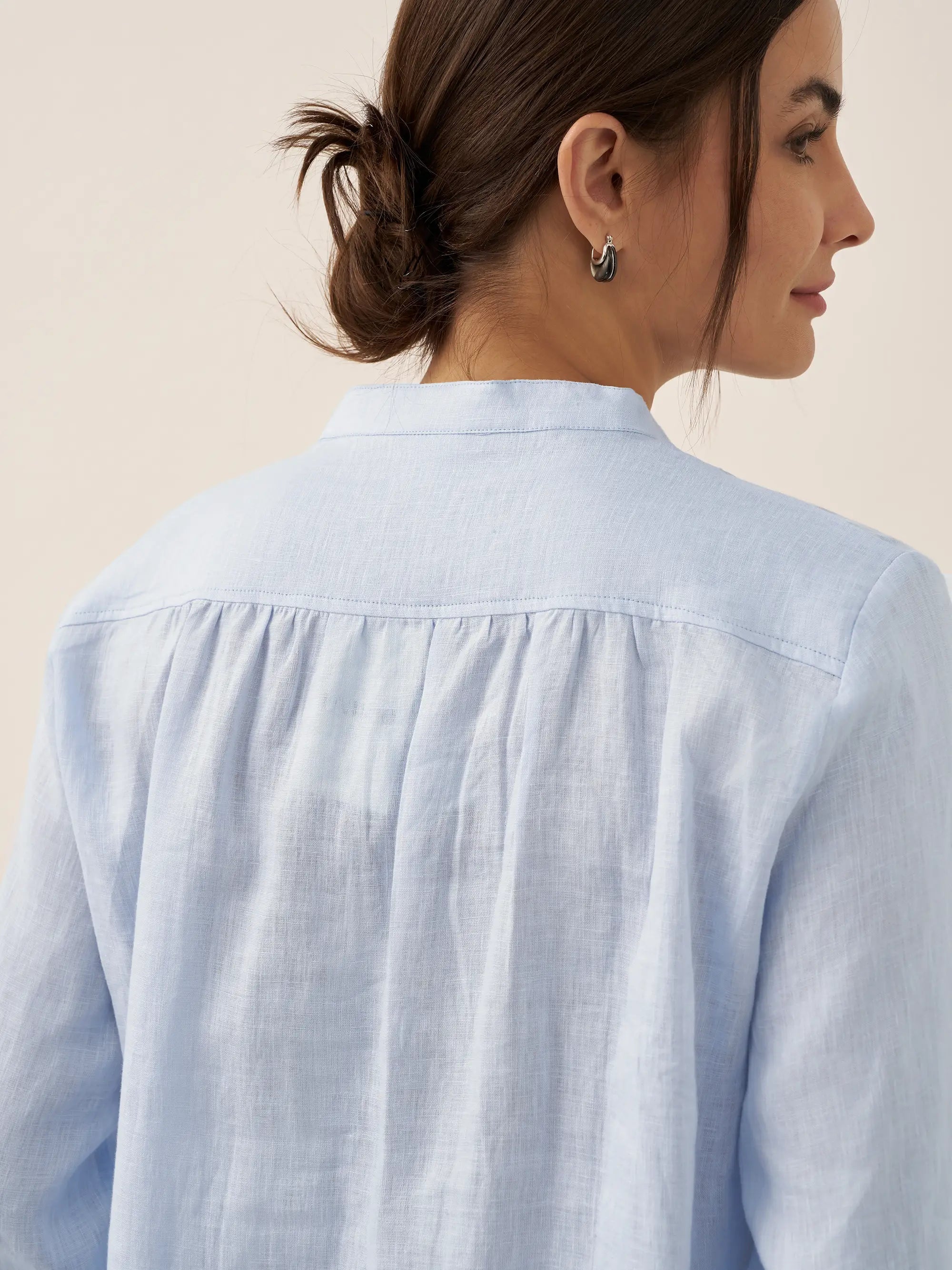 V-ringad linnetunika för dam-Shirts for women-Fjallbarn