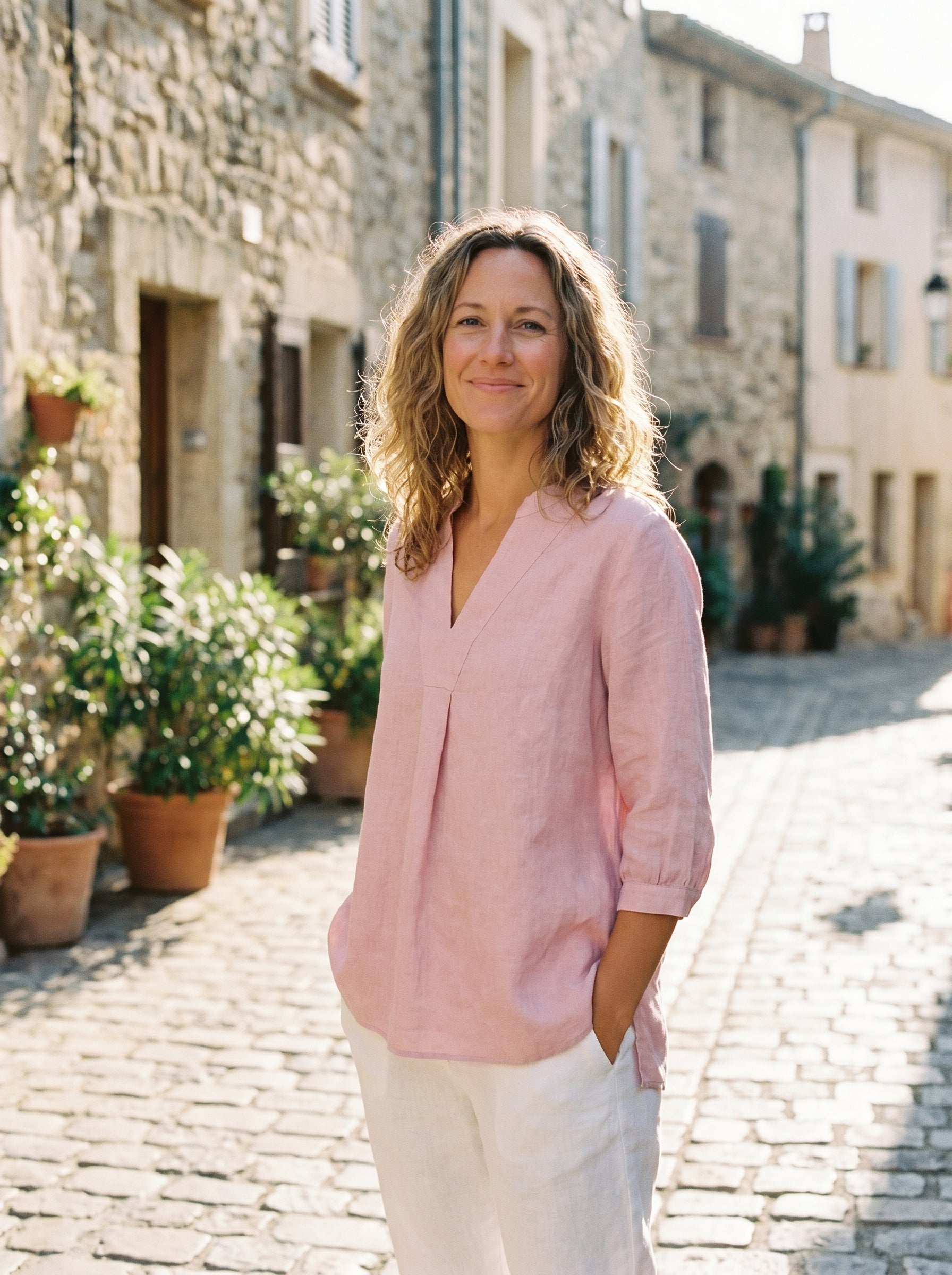 V-ringad linnetunika för dam-Shirts for women-Fjallbarn