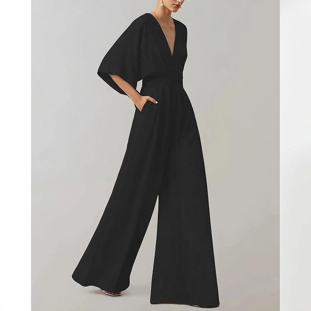 Vid jumpsuit för dam med V-ringning-Jumpsuits for women-Fjallbarn