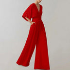 Vid jumpsuit för dam med V-ringning-Jumpsuits for women-Fjallbarn